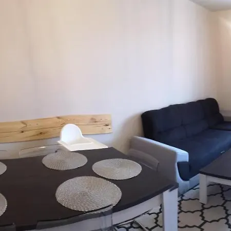 Apartmán Apartament 300m Od Plazy *